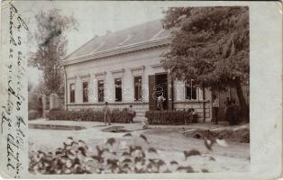 ~1910 Kápolnásnyék, gyógyszertár. photo (EK)