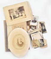 cca 1870-1900 A nagymadi és várbogyai Bogyay és az érszentkirályi Szentkirályi családok fotóhagyatéka. Egy doboznyi, közel 100 db fotó,