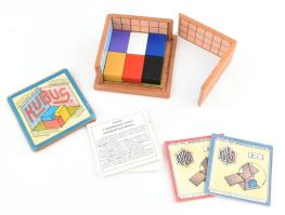 Kubus fejtörő játék, Pattantyús A. Endre szabadalma, a régi játék hasonmás kiadása, útmutatóval, eredeti fadobozban, 12x12x6 cm