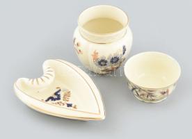 3 db Zsolnay porcelán tálka, klf mintával. Kézzel festett, jelzett, hibátlan. 6 cm, 7 cm, 11 cm