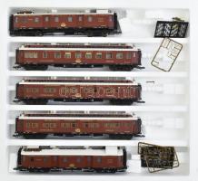 Liliput H0 Orient Express 860 cikkszámú vasútmodell, 5 részes kocsi szett, újszerű állapotban, eredeti dobozában / Liliput H0 Orient Express 860 model railway, coach set of 5, in good condition, in original box