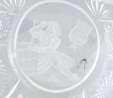 Kristály kínáló tál, magyar kártyamintás gravírozásokkal, hibátlan, d: 25,5 cm