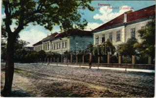 Versec, Werschetz, Vrsac; Honvéd laktanya. Kirchner Amália kiadása / military barracks