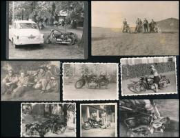 8 db fotó motorkerékpárokról, 6×6 és 10×14 cm közötti méretekben