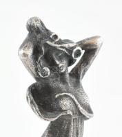 Ezüst (Ag) Szecessziós női alak, pecsétnyomó, jelzés nélkül, ismeretlen címeres vésettel, m: 8,5 cm....