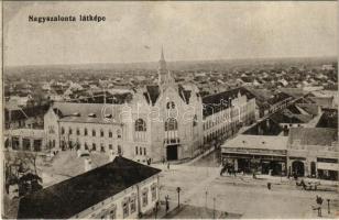 1918 Nagyszalonta, Salonta; Városháza, piac, Schwimmer üzlete. Döme Károly kiadása / town hall, market, shops