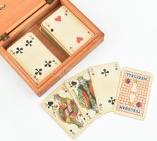 2 pakli francia kártya, hátoldalán Tungsram reklámmal, fa dobozban, 12×16×4 cm