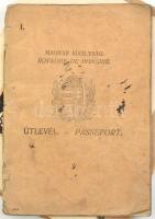 cca 1900-1925 Varga Béla (1893-?) zászlós, az I. világháborúban szolgált katona papírhagyatéka, a há...