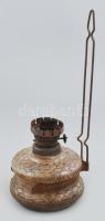 Régi petróleum lámpa, kopott, rozsdás, falra akasztható m: 30 cm