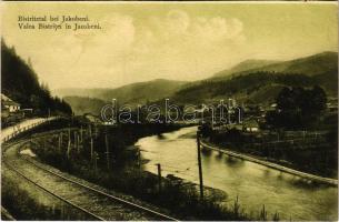 Iacobeni, Jakobeni (Suceava); Valea Bistrita / river valley, railway track (wet corner)