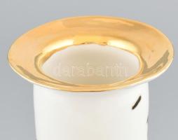 Segesdi Bori (?-): Váza. Mázas festett porcelán, jelzett, hibátlan 24 cm