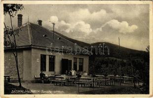 1935 Sátoraljaújhely, Turista Otthon, vendéglő terasza (EB)