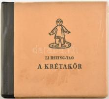 Li Hszing-Tao: A krétakör. Dráma. Fordította és az utószót írta Tőkei Ferenc. A verseket fordította Garai Gábor. Makrisz Zizi fametszeteivel illusztrált. Bp., 1960, Magyar Helikon. Kiadói félbőr-kötésben. Számozott (374./1100) példány.