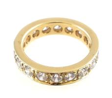 Arany (Au/14k) gyűrű, 18 db cirkóniával ékítve, jelzett, m: 50. bruttó: 4,8 g