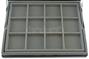 Érmetartó kazetta egy kivehető tálcával, összesen 24db, 50x50mm-es férőhellyel. Használt, de jó álla...