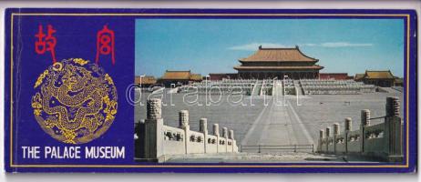 7 db modern külföldi képeslapfüzet / 7 modern non-Hungarian postcard booklets