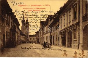 1912 Nagyszeben, Hermannstadt, Sibiu; Fleischer utca, üzletek / Gasse / Strada Macelaritor / street, shops