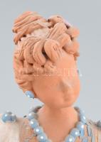 Bod Éva (1924-2004): Kislány, mázas kerámia figura, jelzett, kis kopásnyomokkal, nyaklánca sérült m:...