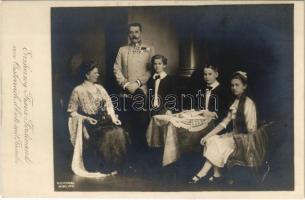 Erzherzog Franz Ferdinand von Österreich d'Este mit Familie / Archduke Franz Ferdinand with his family. H. C. Kosel, Wien 1913.