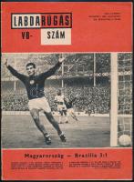 1966 A Labdarúgás képes sportlap VB-száma, címlapon Magyarország-Brazília 3:1, sok adattal és képpel, jó állapotban, 20p