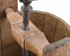 1894 antik káposzta prés, m: 45 cm, d: 30 cm, korának megfelelő állapotban