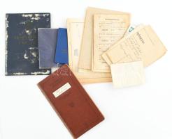 cca 1920-1980 Papírrégiség és okmány tétel: 1970 árszakértői oklevél, szakszervezeti tagsági könyv (2 db), munkakönyv, néhány fotó, stb.