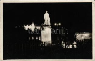 1938 Léva, Levice; Stefánik szobor este / monument, statue at night. photo + 1938 Léva visszatért So. Stpl. (EK)