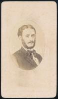 1867 Kossuth Ferenc (1841-1914) politikus Kossuth Lajos fiának korai fotója, hátoldalon felirattal, 10,5×6,5 cm
