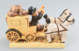 M. J. Hummel jelzéssel!: Postakocsi. Kopásokkal, pici gyártástechnológiai repedés. m: 14,5 cm, h: 22...