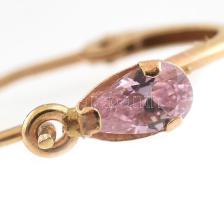 Arany (Au/14k) fülbevalópár rózsaszín kővel, bruttó: 0,7 g