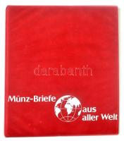 Münz Briefe aus aller Welt piros, plüssborítású, négygyűrűs album, 17db osztás nélküli berakólappal. Használt, jó állapotban
