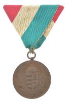 1912. Ifjúsági Kerületi Verseny / Küzdj és bízva bízzál bronz sport díjérem mellszalaggal, SGA gyártói jelzéssel (31mm) T:1- patina