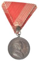 1914. "Ferenc József II. osztályú Ezüst Vitézségi Érem" peremen jelzett Ag kitüntetés, a &...