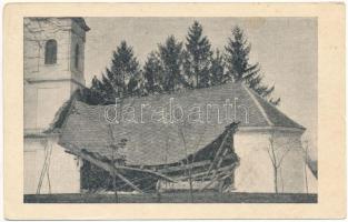 Tolnanémedi, a romba dőlt evangélikus templom (EK)