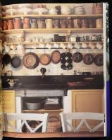 Alice Westgate: The Peaceful Home. Country Living. (Lakberendezési útmutató). New York, 1998, Hearst...