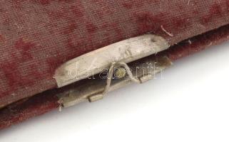 1912-1916 "Emlék - könyv." Kopott bársony-kötésben, díszes címlappal, számos bejegyzéssel,...