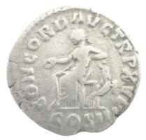 Római Birodalom / Róma / Marcus Aurelius 161-162. Denár Ag (3,13g) T:3 
Roman Empire / Rome / Marcu...