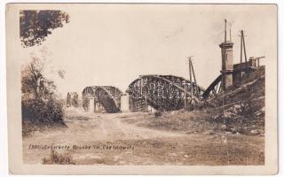 Chernivtsi, Czernowitz, Cernauti, Csernyivci; Zerstörte Brücke / WWI K.u.k. military, destroyed bridge. photo (non PC)