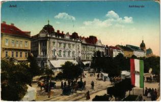 1916 Arad, Andrássy tér, magyar zászló, Aradi Közgazdasági Bank R.T., Csernai Ágoston szállodája, piac. Kerpel Izsó kiadása / square, Hungarian flag, bank, hotel, market (EK)