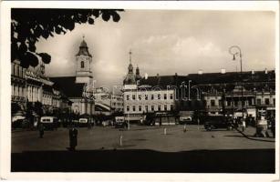 1940 Kolozsvár, Cluj; Mátyás király tér, Központi szálloda és étterem, autóbuszok, Bunea cukrászda, üzletek / square, hotel and restaurant, autobus, confectionery, shops