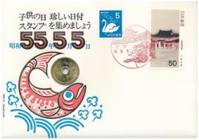 Japán 1977. 5Y érmés borítékban, bélyegekkel és alkalmi bélyegzéssel T:1 Japan 1977. 5 Yen in coin envelope with stamps and cancellation C:UNC