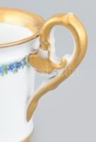 Fischer Emil porcelán emlék bögre. Kézzel festett, aranyozott porcelán, szerelmes emlék verssel néme...