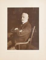 Zsilinszky Mihály (1838-1925) magyar belső titkos tanácsos államtitkár, tanár, történész nagyméretű fotója Kurzweil Frigyes műterme 30x40 cm