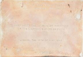 Ezüst (Ag) doboz, vésett felirattal: "José Manuel Barroso Minister for Foreign Affairs / Meetin...