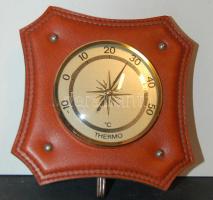 Német gyártmányú három részből álló mérőrendszer thermo (hőmérséklet) tagja, akasztóval és bőrrel bevont foglalattal, működőképes állapotban