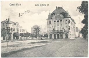 Nagykároly, Carei; Calea Victoriei / Victoriei út, gyógyszertár. Eigner Simon kiadása / street view, pharmacy (r)