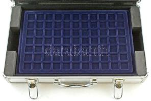 Alumínium éremtartó bőrönd, 4 darab tálcával, összesen 181 különböző méretű férőhellyel, szép állapo...