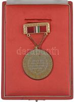 1960. "Cházár András Emlékérem 1745-1945-1960 / Siketek és Nagyothallók Országos Szövetsége&quo...