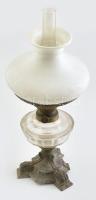 Régi petróleumlámpa, üveg testtel, cilinderrel, rozsdafoltos fém szerelékkel, kis csorbákkal m: 50 cm