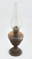 Régi petróleumlámpa, cilinderrel, rozsdafoltos fém szerelékkel, kis csorbákkal m: 46 cm